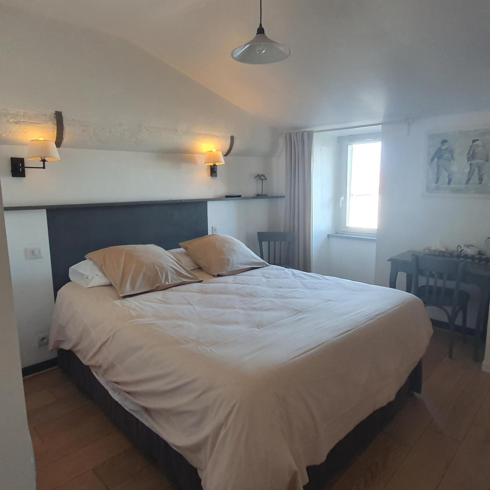 Le Mole Bed and Breakfast La Flotte Værelse billede
