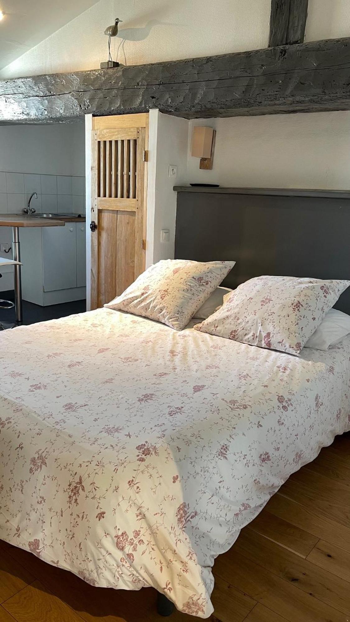 Le Mole Bed and Breakfast La Flotte Værelse billede