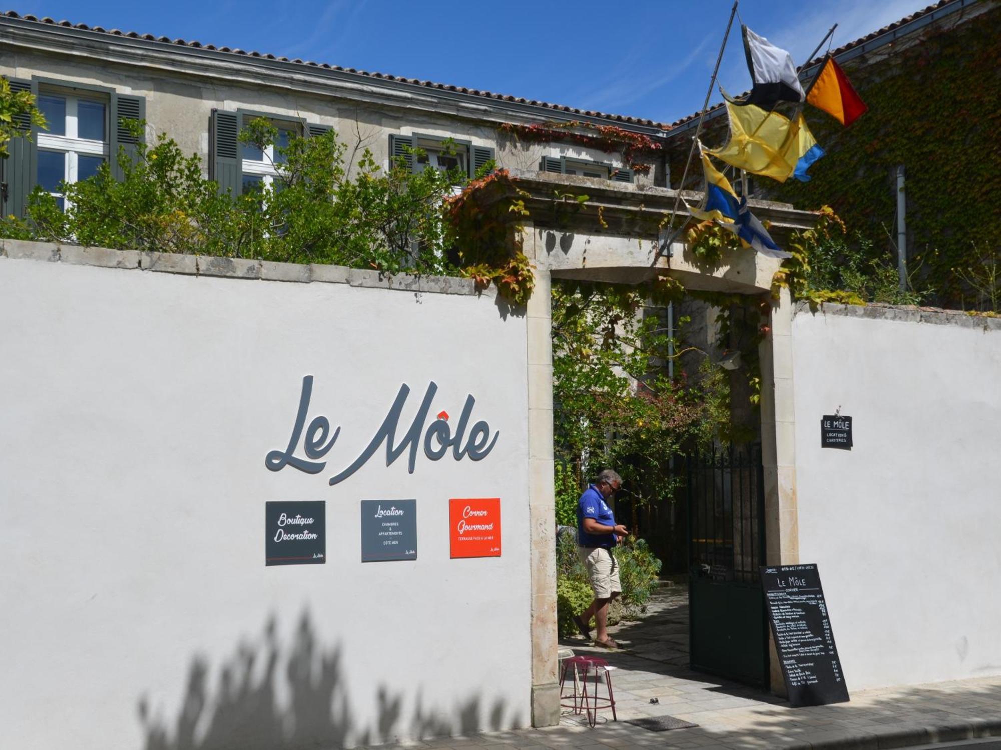 Le Mole Bed and Breakfast La Flotte Eksteriør billede